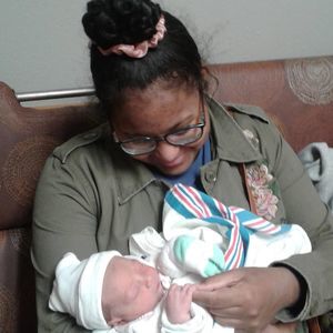 Meet your Posher, Leslie